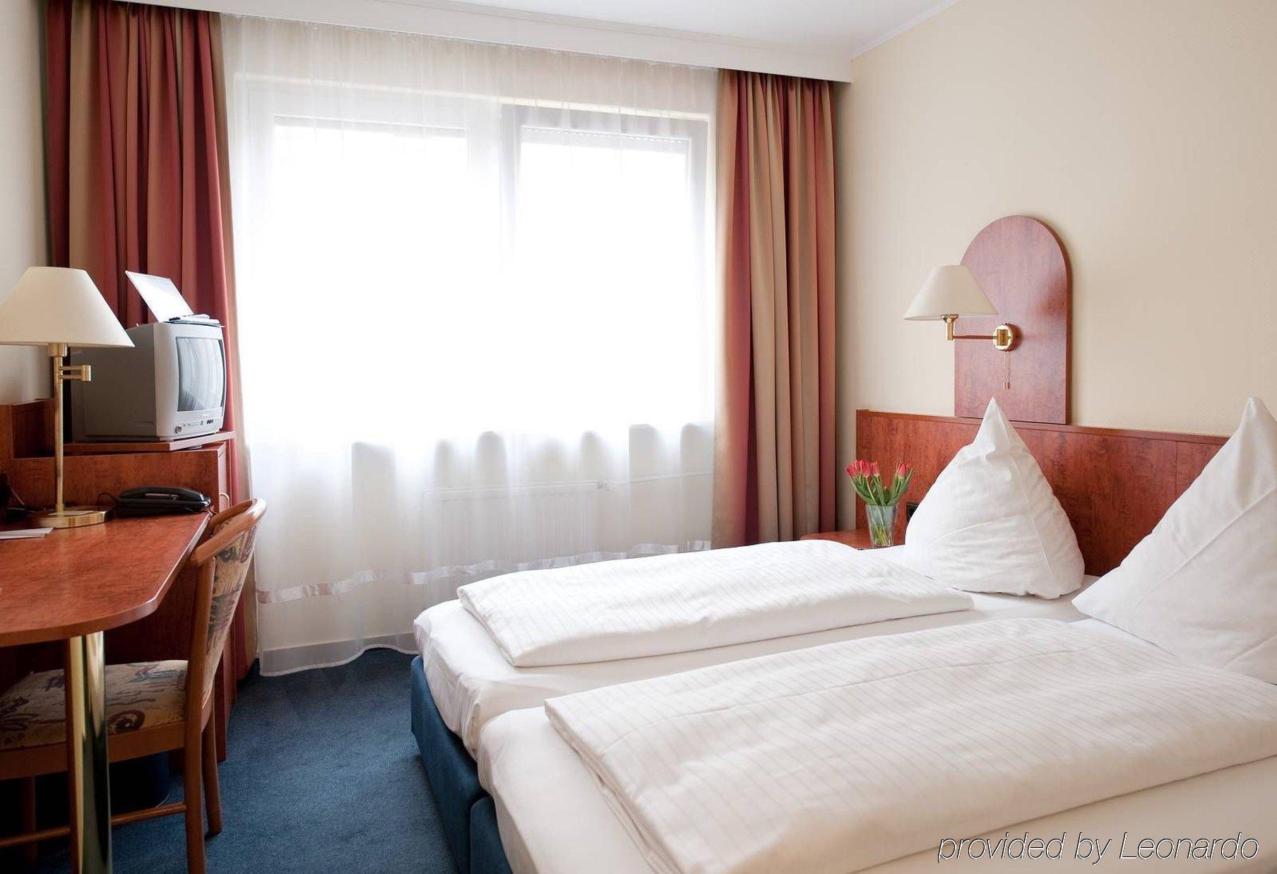 Falk Hotel Φραγκφούρτη Δωμάτιο φωτογραφία